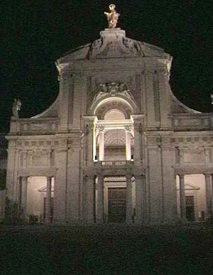 Assisi: Portiunkula - Frontansicht bei Nacht