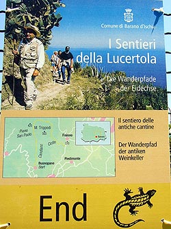 Ischia: Endschild des Wanderpfades der antikel Weinkeller