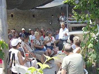 Ischia: Weinbergwanderung - Rast bei Francesco