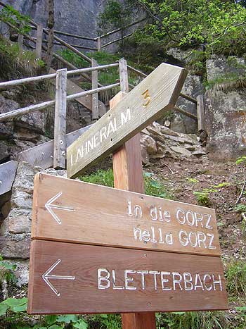 Geoparc Bletterbach bei Aldein in Suedtirol