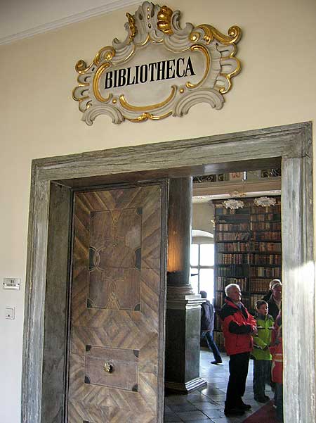 Brixen: Philosophisch-Theologische Hochschule am Priesterseminar, Bibliiothek