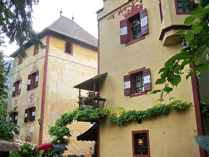 Margreid-Enticlar: Schloss Turmhof